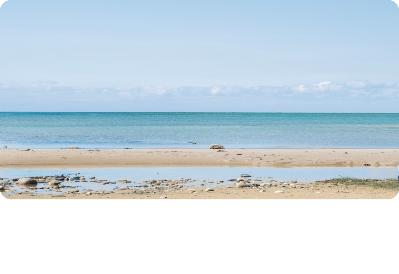 Beach backplate for the 2025 Chevrolet Suburban Z71.
