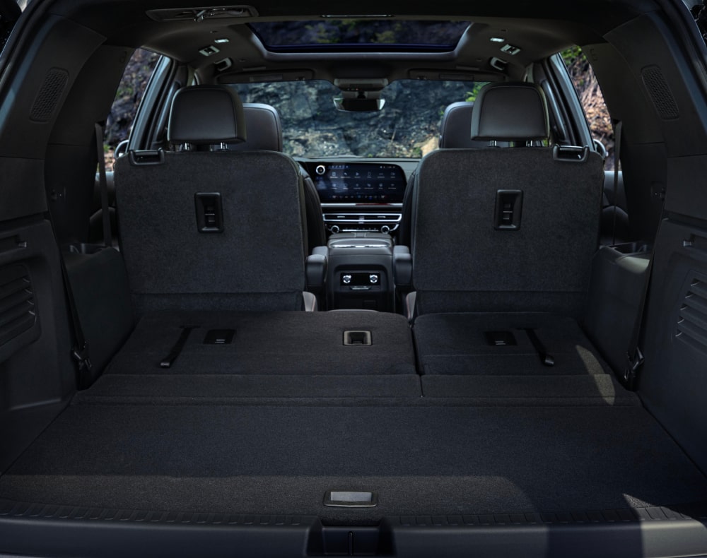 2025-traverse-interior-04-v2.png