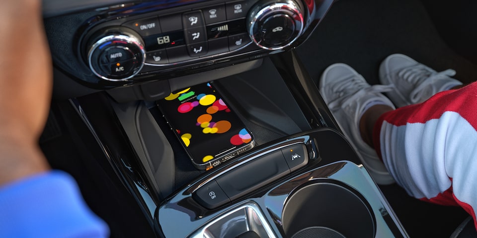 2025 Chevrolet Trax temperature controls overview.