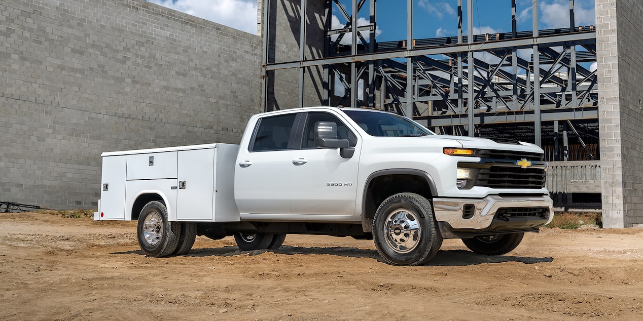 2025-silverado3500-chassis-cab-capability-01.png