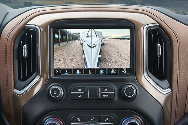 2020 Silverado Truck Towing Visibility: Rear Trailer Camera.