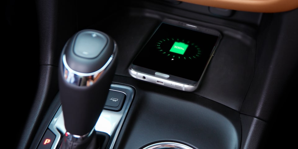 2020 Chevrolet Technology: Wireless Charging.