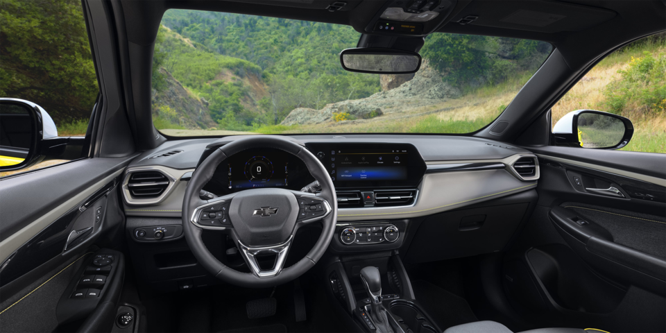 Interior dashboard overview of the 2025 Chevrolet Trailblazer.