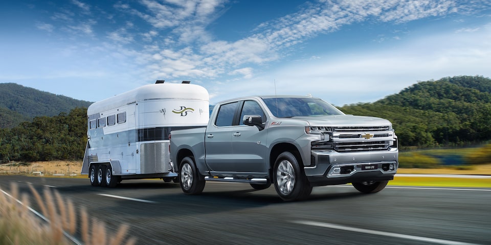 Chevy Homepage: <Silverado front 3/4 towing>