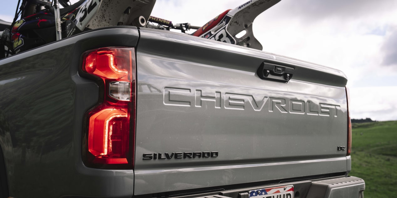 Chevrolet Silverado HD 8