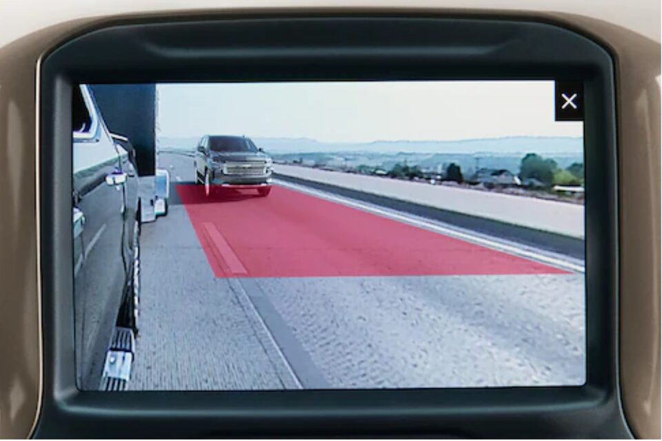 Rear Side View (Turn Signal Activated)