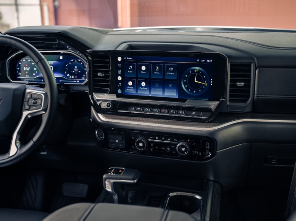 13.4-Inch Diagonal Infotainment Touch Screen